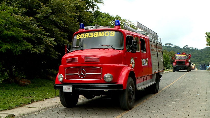 BOMBEROS